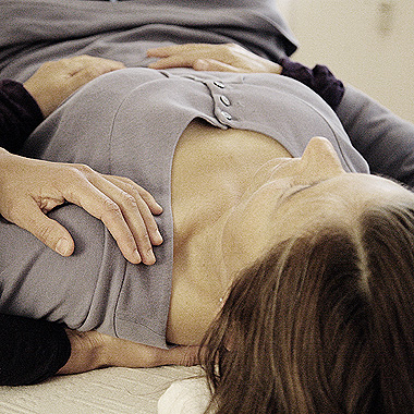 Alexandertechnik Erfahrungen Haltung Verspannung